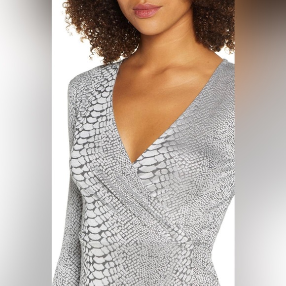 French Connection Women's Long Sleeve Snake Jacquard Dress Silver Size 0 - Picture 5 of 11